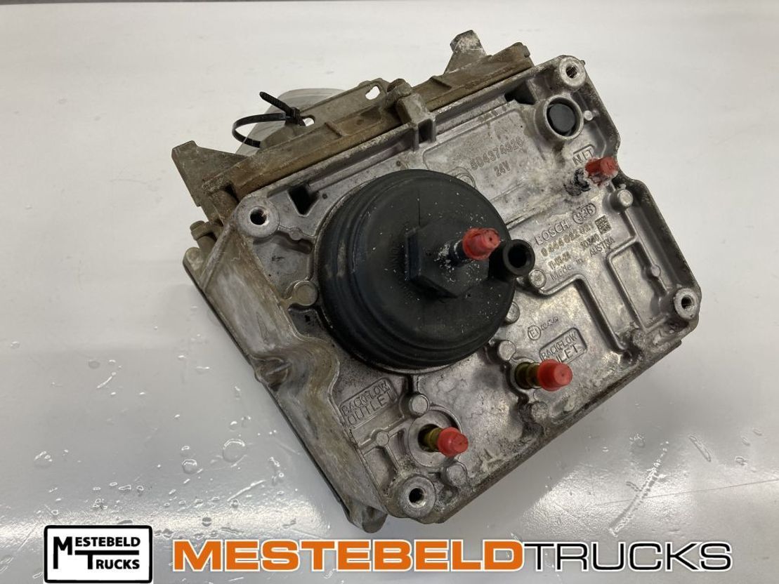 Iveco EAS unit  - Système d'échappement pour Camion: photos 1 Iveco EAS unit  - Système d'échappement pour Camion: photos 1