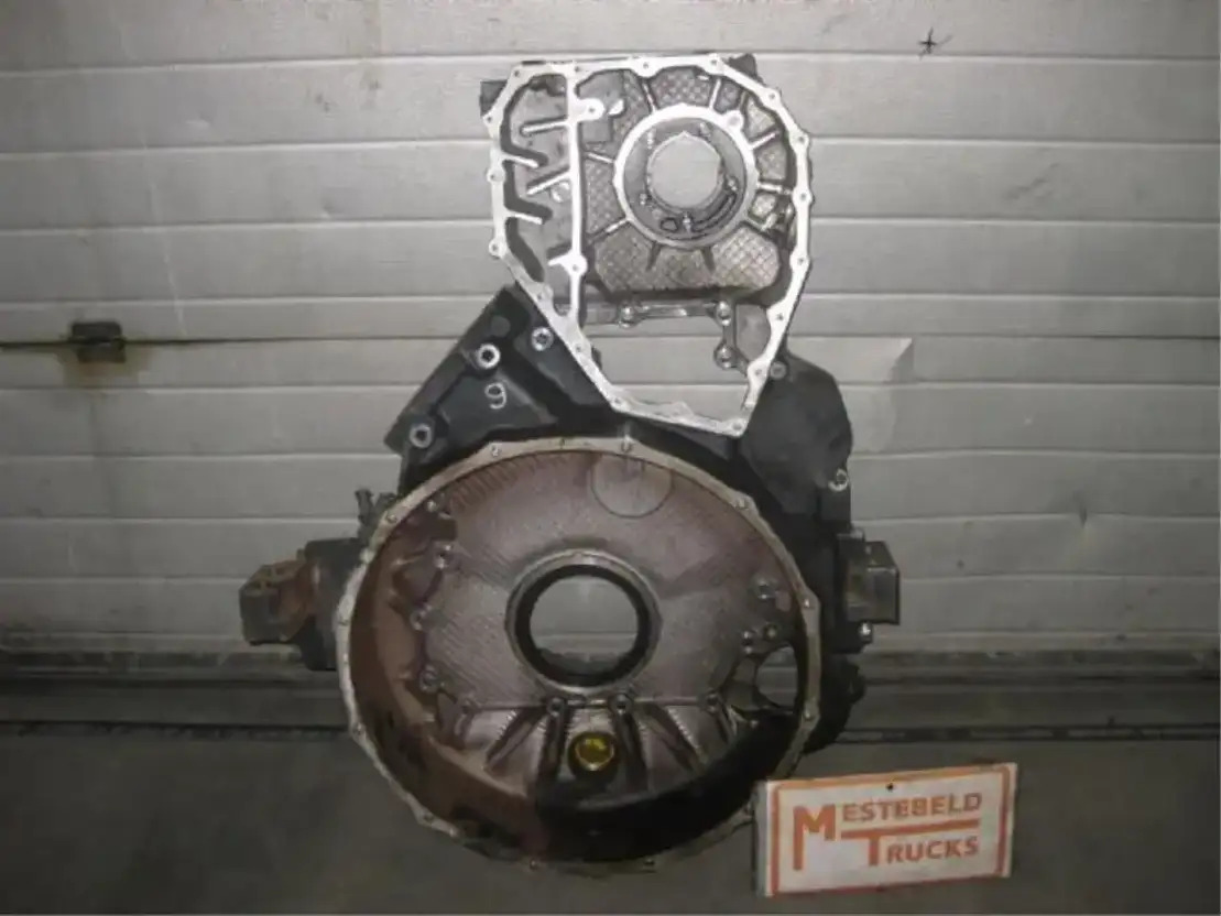 Iveco Vliegwielhuis - Moteur et pièces pour Camion: photos 1 Iveco Vliegwielhuis - Moteur et pièces pour Camion: photos 1