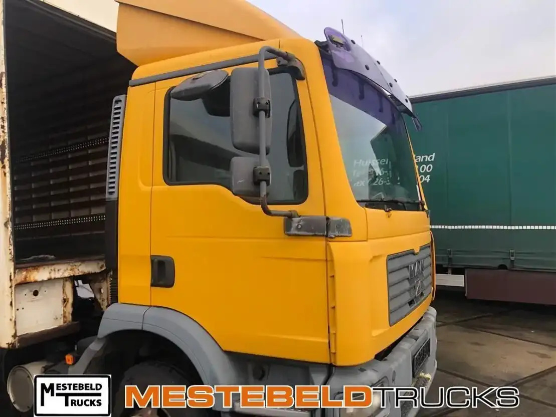MAN Cabine TGM 15.240 - Cabine et intérieur pour Camion: photos 1 MAN Cabine TGM 15.240 - Cabine et intérieur pour Camion: photos 1