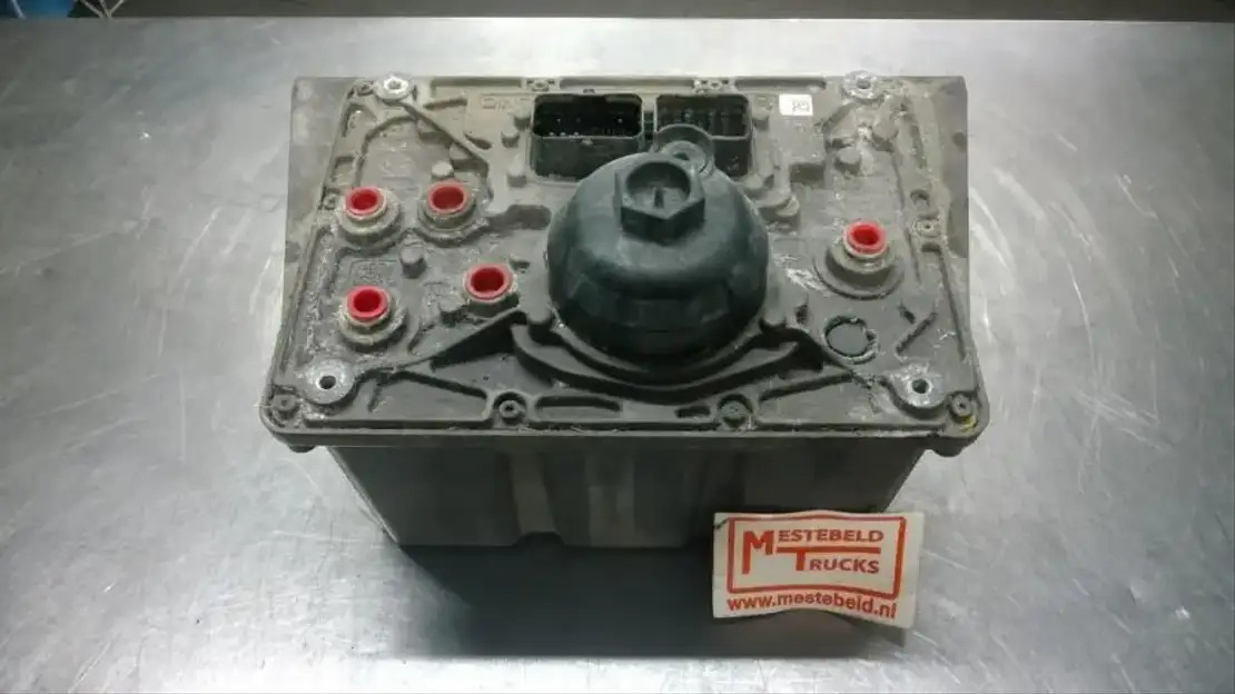 MAN EAS unit TGA - Système d'échappement pour Camion: photos 1 MAN EAS unit TGA - Système d'échappement pour Camion: photos 1