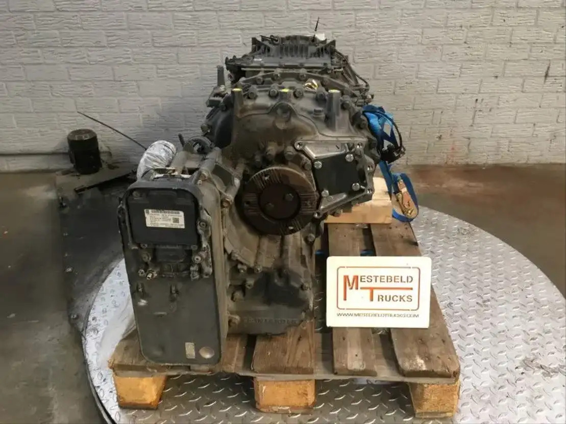 MAN Versnellingsbak 12AS2131 TD + IT3 - Boîte de vitesse et pièces pour Camion: photos 2 MAN Versnellingsbak 12AS2131 TD + IT3 - Boîte de vitesse et pièces pour Camion: photos 2