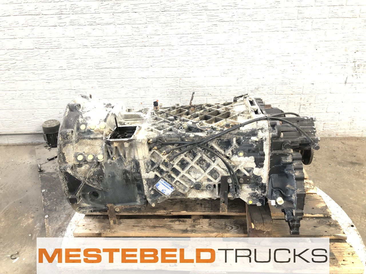 MAN Versnellingsbak 16 S 2221 TO HVA+ NA - Boîte de vitesse et pièces pour Camion: photos 3 MAN Versnellingsbak 16 S 2221 TO HVA+ NA - Boîte de vitesse et pièces pour Camion: photos 3