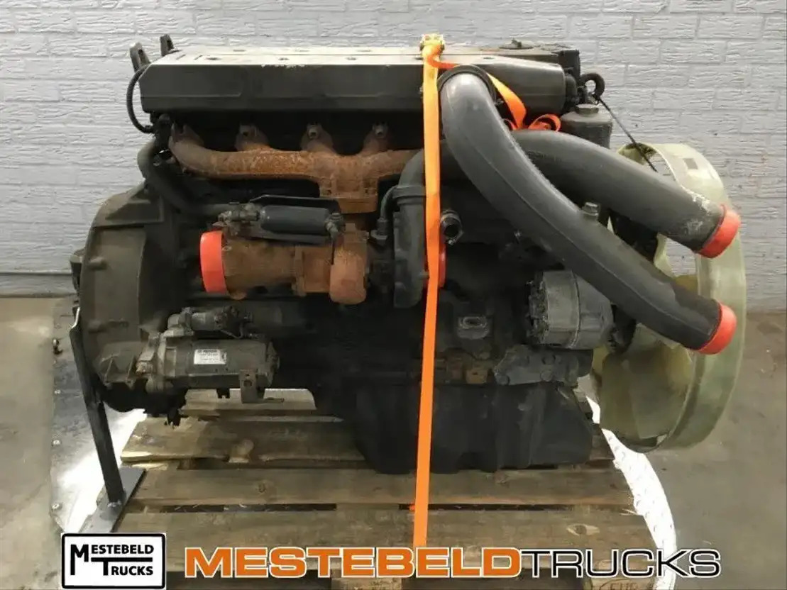 Mercedes-Benz Motor OM906 LA II/I - Moteur pour Camion: photos 4 Mercedes-Benz Motor OM906 LA II/I - Moteur pour Camion: photos 4