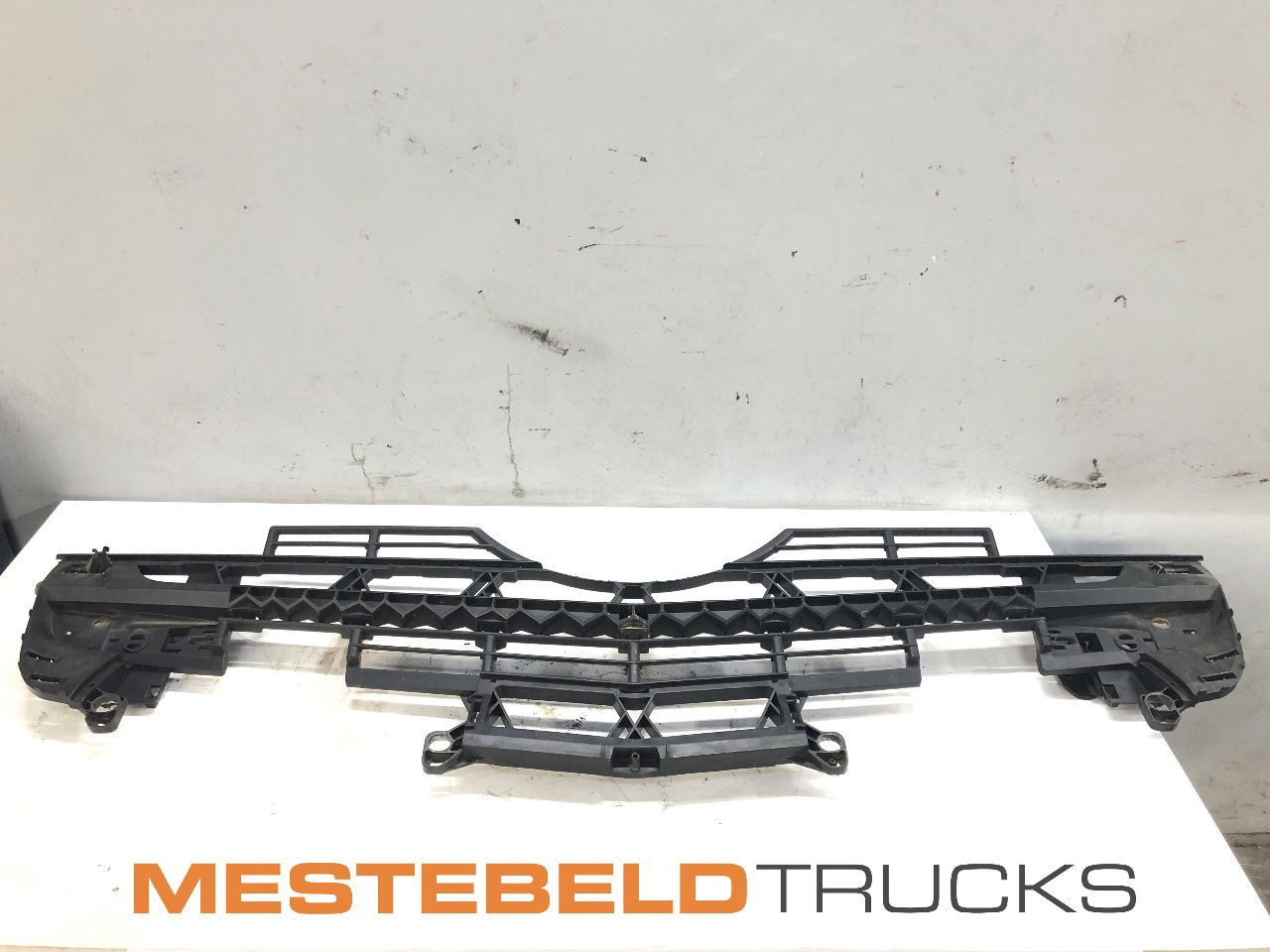 Mercedes-Benz Ondergrille - Frame/ Châssis pour Camion: photos 1 Mercedes-Benz Ondergrille - Frame/ Châssis pour Camion: photos 1