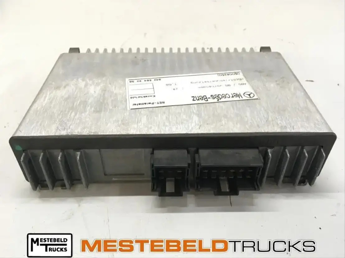 Mercedes-Benz Stuurkast retarder 1857 LS - Système électrique pour Camion: photos 1 Mercedes-Benz Stuurkast retarder 1857 LS - Système électrique pour Camion: photos 1