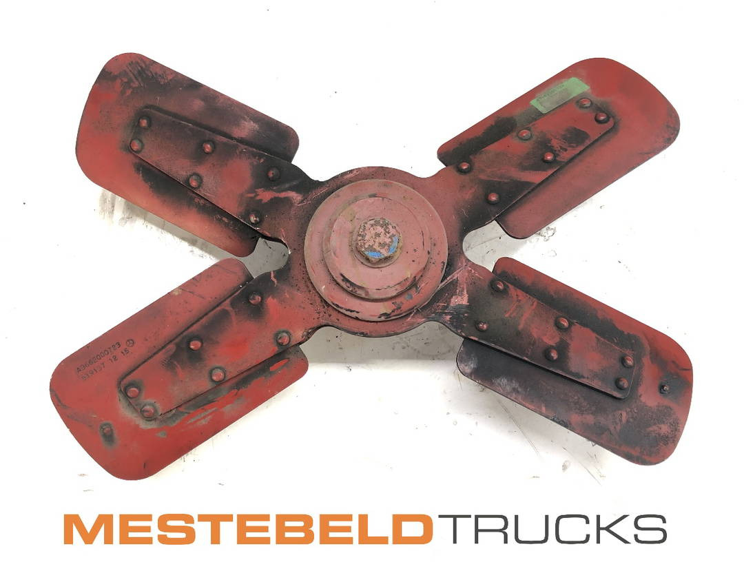 Mercedes-Benz Ventilator OM 366 - Ventilateur pour Camion: photos 1 Mercedes-Benz Ventilator OM 366 - Ventilateur pour Camion: photos 1