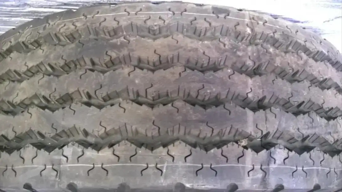 Michelin Band met velg - Pneu pour Camion: photos 2 Michelin Band met velg - Pneu pour Camion: photos 2