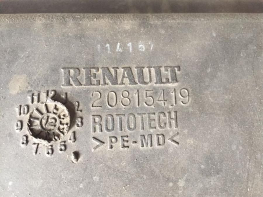 Renault Brandstoftank kunststof 125 liter Midlum - Préparation du carburant pour Camion: photos 2 Renault Brandstoftank kunststof 125 liter Midlum - Préparation du carburant pour Camion: photos 2