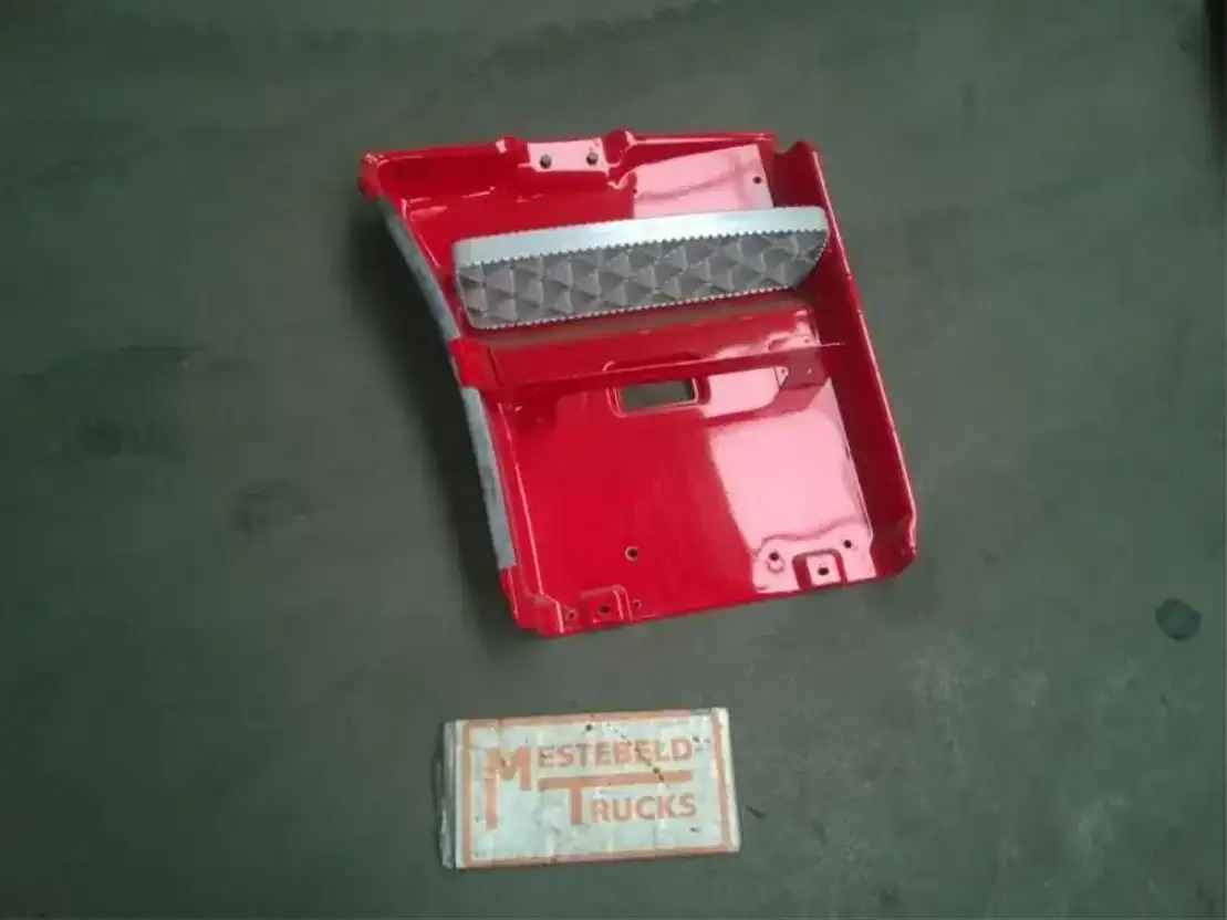 Cabine et intérieur pour Camion Scania Frame instap + trede rechts: photos 1