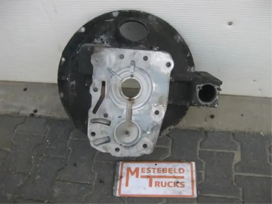 Scania Koppelingshuis - Boîte de vitesse et pièces pour Camion: photos 2 Scania Koppelingshuis - Boîte de vitesse et pièces pour Camion: photos 2