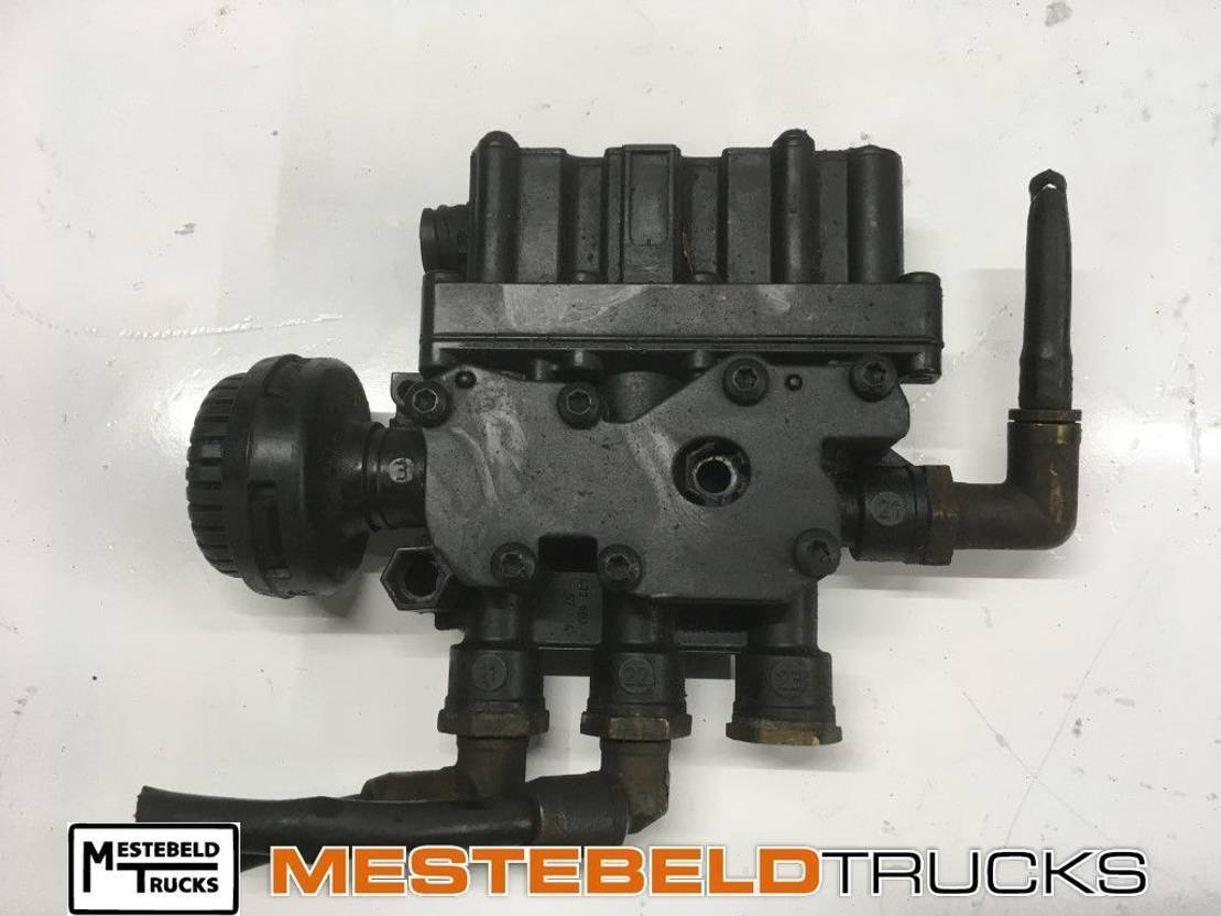 Volvo Ecas magneetklep FH2 - Suspension pneumatique pour Camion: photos 1 Volvo Ecas magneetklep FH2 - Suspension pneumatique pour Camion: photos 1