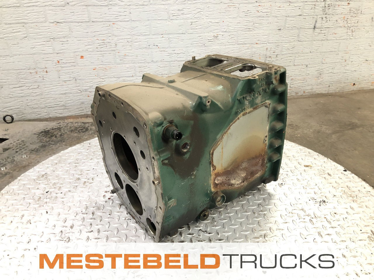 Volvo Huis van hoofdbak FH12 - Boîte de vitesse et pièces pour Camion: photos 2 Volvo Huis van hoofdbak FH12 - Boîte de vitesse et pièces pour Camion: photos 2