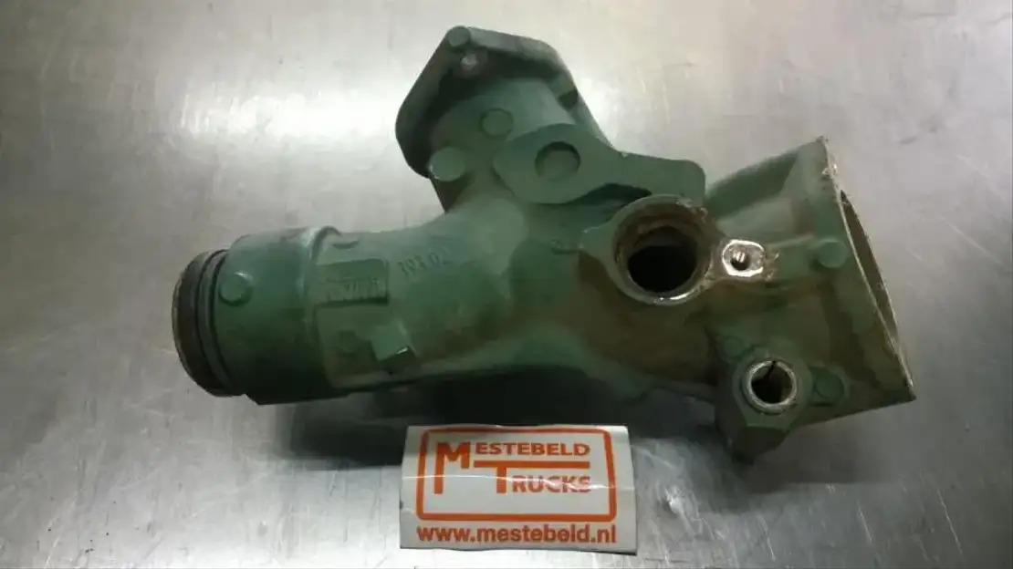 Volvo Koelvloeistofbuis D13C - Système de refroidissement pour Camion: photos 1 Volvo Koelvloeistofbuis D13C - Système de refroidissement pour Camion: photos 1