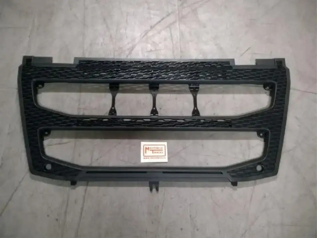 Volvo Ondergrille FH4 - Frame/ Châssis pour Camion: photos 1 Volvo Ondergrille FH4 - Frame/ Châssis pour Camion: photos 1