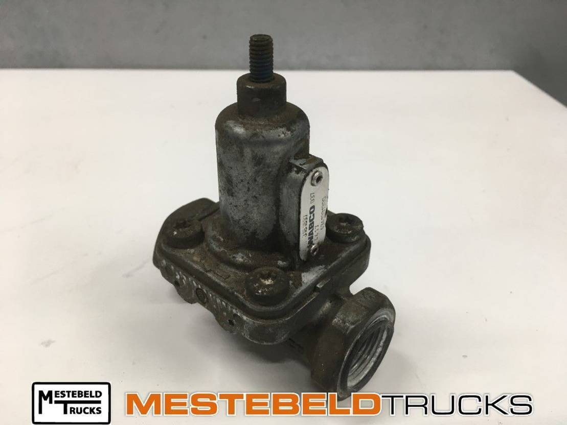 Volvo Overstroomklep FH16 - Valve pour Camion: photos 1 Volvo Overstroomklep FH16 - Valve pour Camion: photos 1