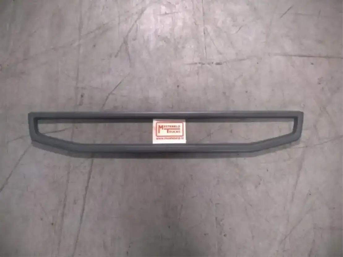 Volvo Sierlijst ondergrille FH4 - Frame/ Châssis pour Camion: photos 1 Volvo Sierlijst ondergrille FH4 - Frame/ Châssis pour Camion: photos 1