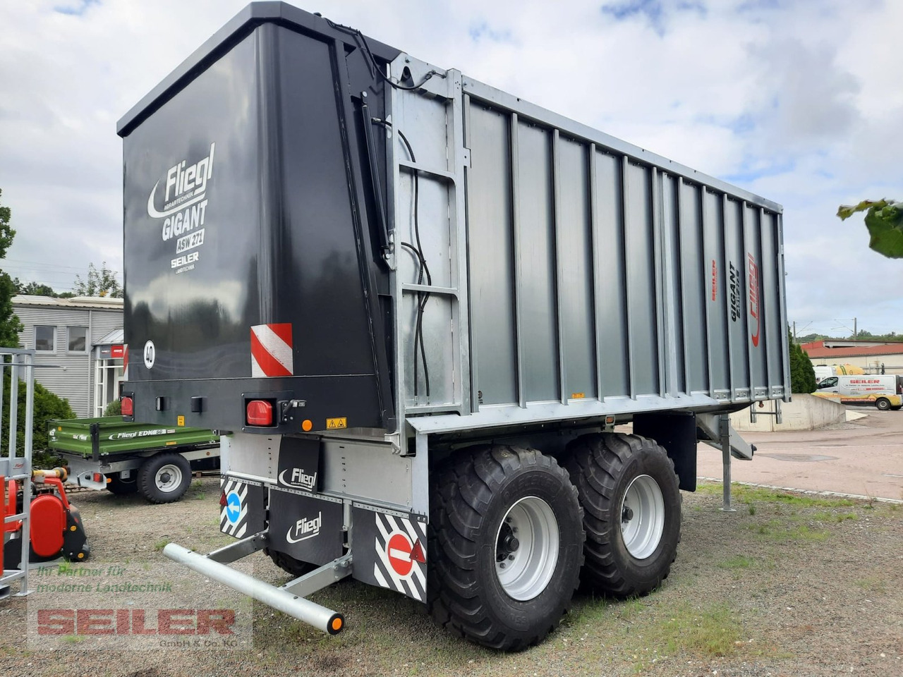 Fliegl ASW 271 C FOX "Franken-Renner" 40m³ - Autochargeuse: photos 3 Fliegl ASW 271 C FOX "Franken-Renner" 40m³ - Autochargeuse: photos 3