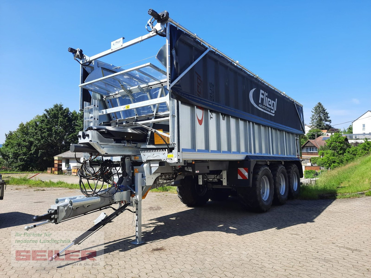Fliegl ASW 391 TAURUS FOX 50m³ ZWL + Top Lift Light - Autochargeuse: photos 4 Fliegl ASW 391 TAURUS FOX 50m³ ZWL + Top Lift Light - Autochargeuse: photos 4