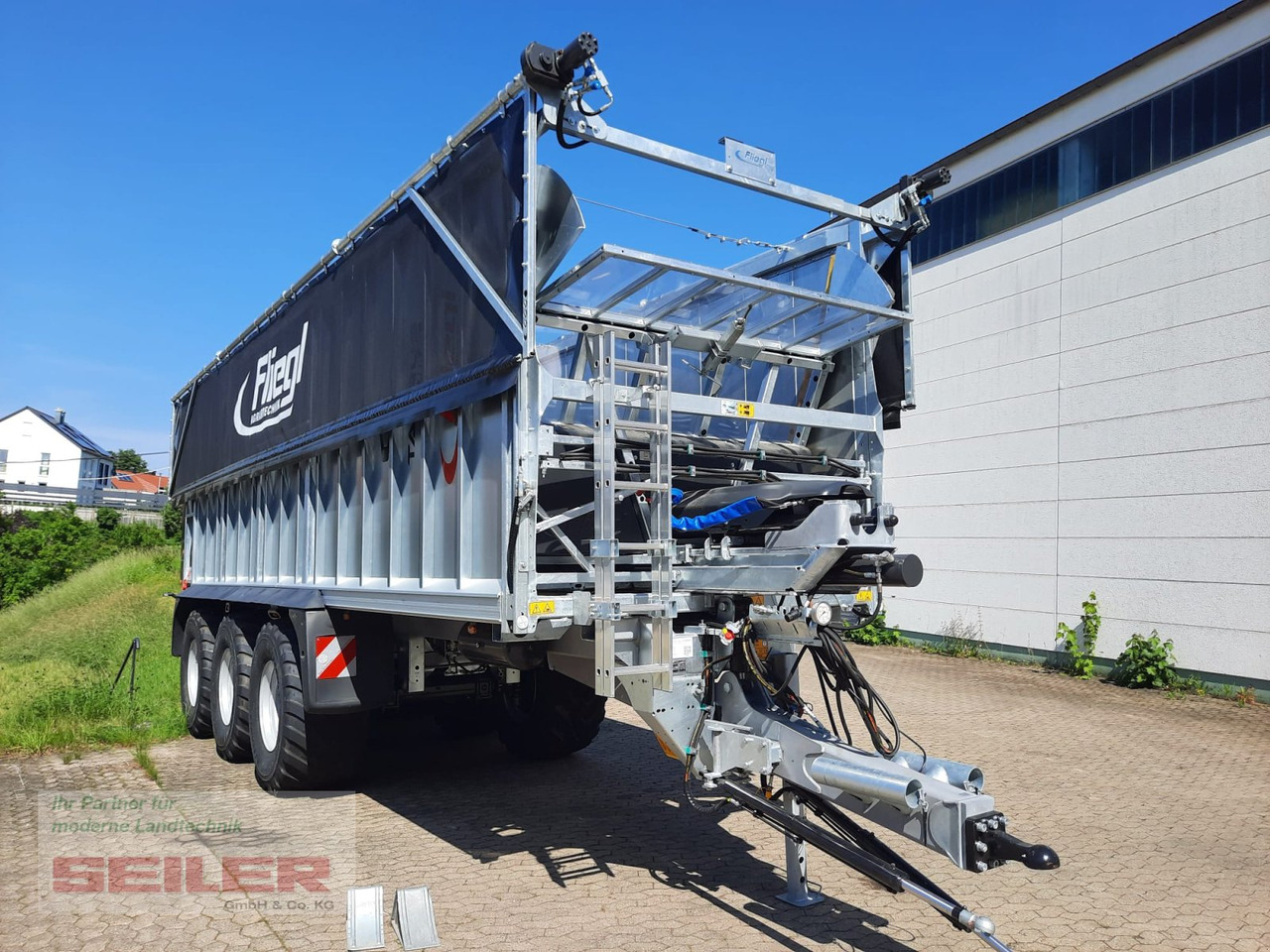 Fliegl ASW 391 TAURUS FOX 50m³ ZWL + Top Lift Light - Autochargeuse: photos 3 Fliegl ASW 391 TAURUS FOX 50m³ ZWL + Top Lift Light - Autochargeuse: photos 3