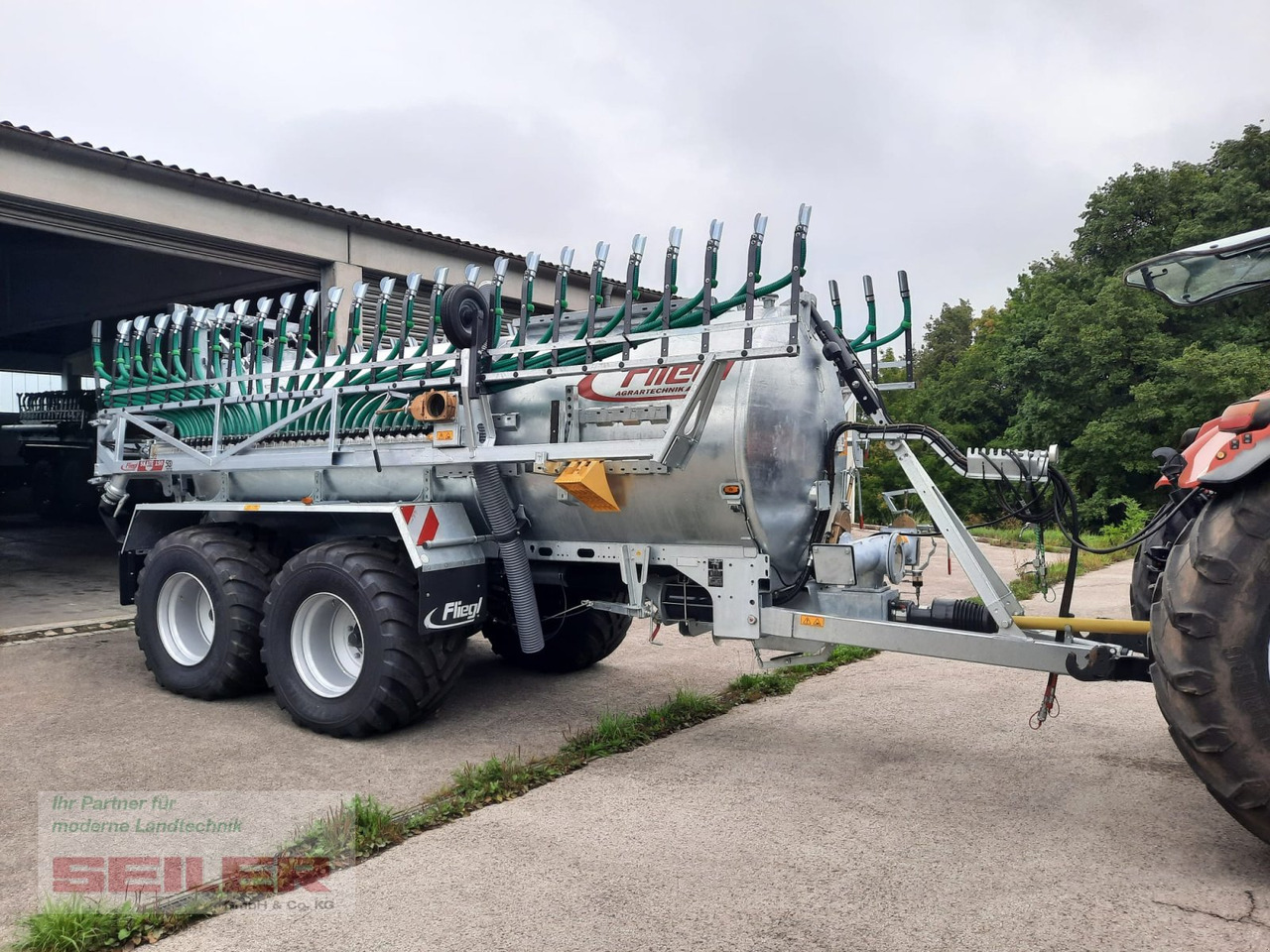 Fliegl PFW 12000 Maxx Line Tandem + Skate 150 12m³ / 15 m - Tonne à lisier: photos 5 Fliegl PFW 12000 Maxx Line Tandem + Skate 150 12m³ / 15 m - Tonne à lisier: photos 5