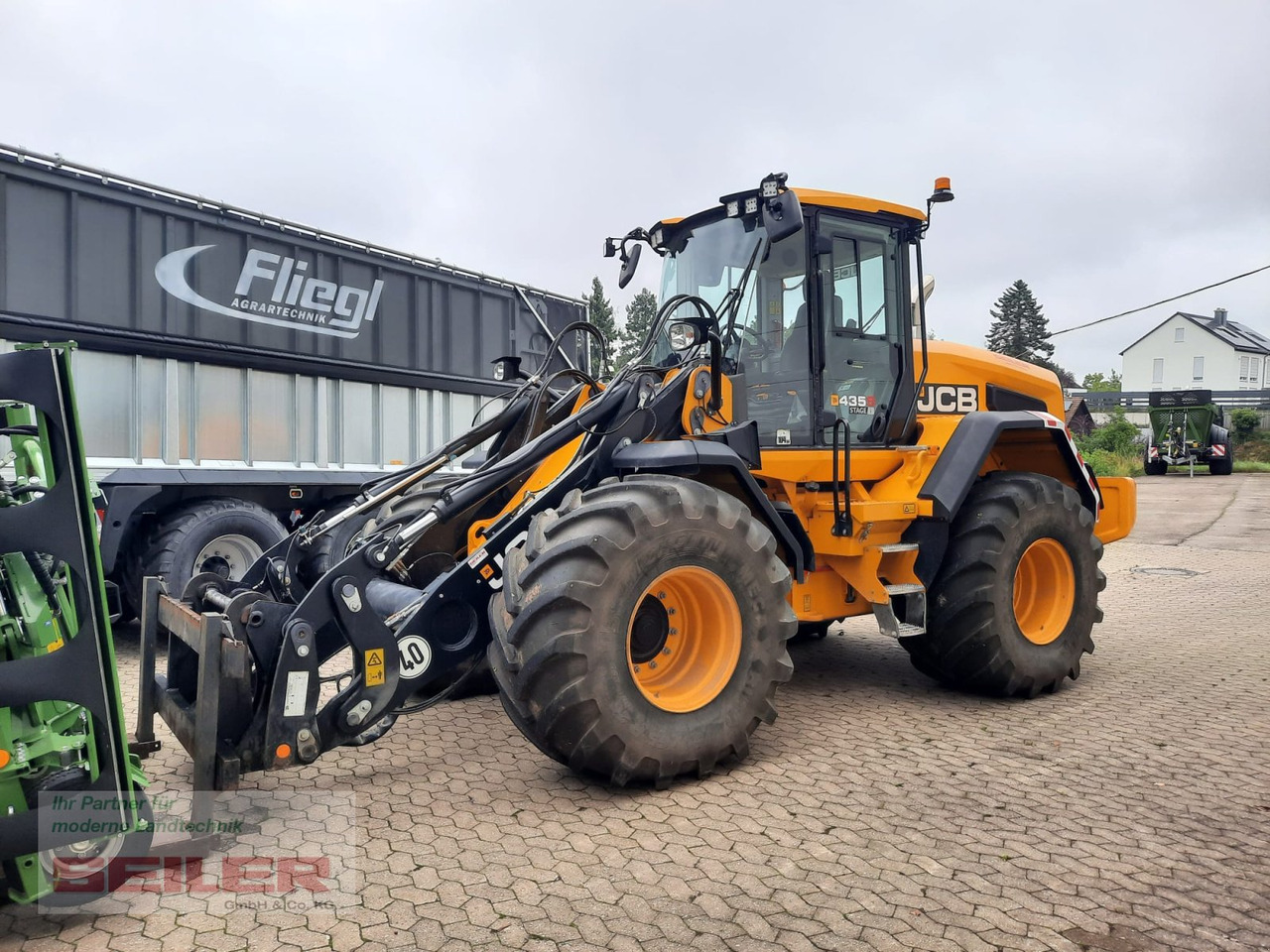 JCB 435 S Agri - Chargeuse sur pneus: photos 1 JCB 435 S Agri - Chargeuse sur pneus: photos 1