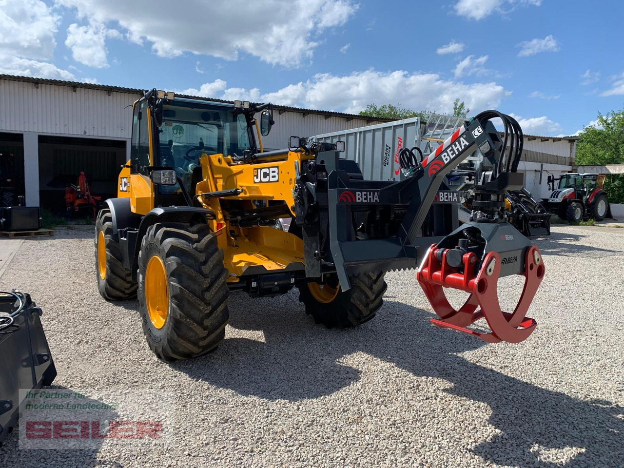 Chargeuse sur pneus télescopique JCB TM 320 S Agri: photos 6