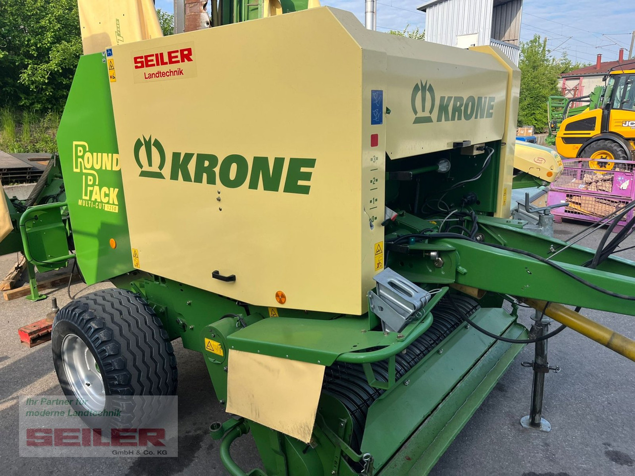 Krone Round Pack 1250 MC - Presse à balles rondes: photos 1 Krone Round Pack 1250 MC - Presse à balles rondes: photos 1
