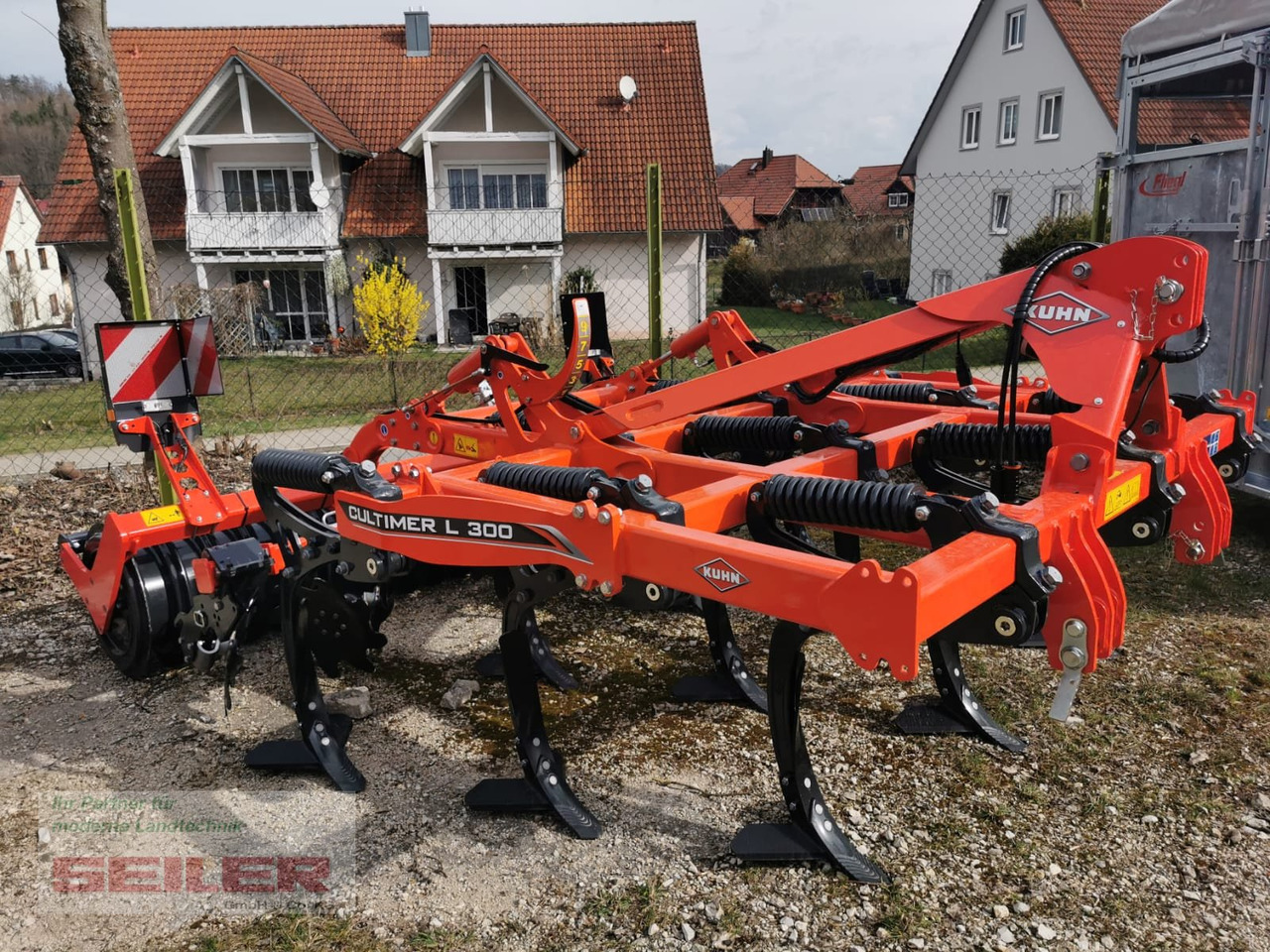 Kuhn Cultimer L 300 NSM - Bineuse: photos 1 Kuhn Cultimer L 300 NSM - Bineuse: photos 1