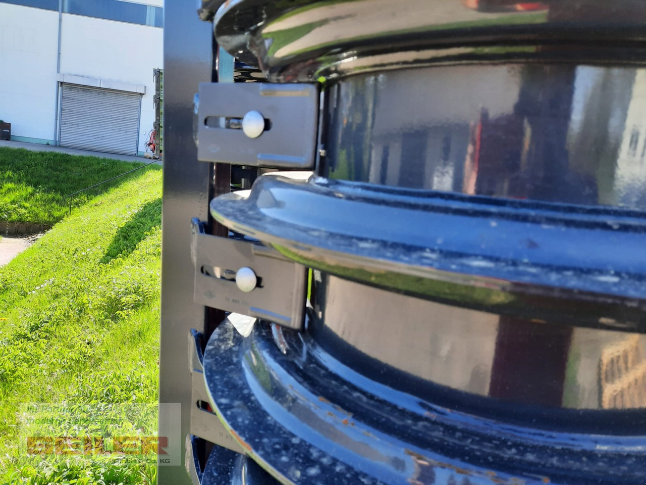 Kuhn Cultimer L 400 R NSM + T-Liner-Walze - Bineuse: photos 5 Kuhn Cultimer L 400 R NSM + T-Liner-Walze - Bineuse: photos 5