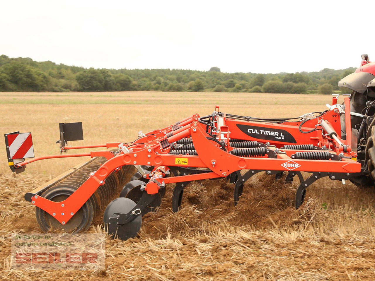Kuhn Cultimer L 400 R NSM + T-Liner-Walze - Bineuse: photos 1 Kuhn Cultimer L 400 R NSM + T-Liner-Walze - Bineuse: photos 1