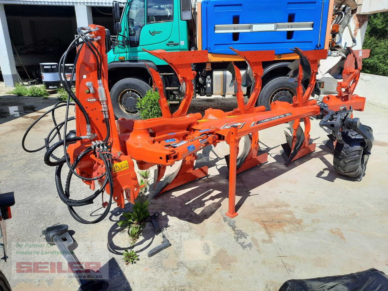 Kuhn Vari-Master 123 NSH 4E LPo - Charrue: photos 2 Kuhn Vari-Master 123 NSH 4E LPo - Charrue: photos 2