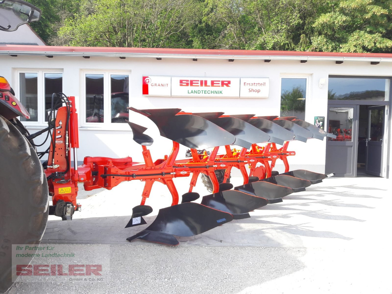 Kuhn Vari-Master 153 NSH TPo 5-Schar - Charrue: photos 1 Kuhn Vari-Master 153 NSH TPo 5-Schar - Charrue: photos 1