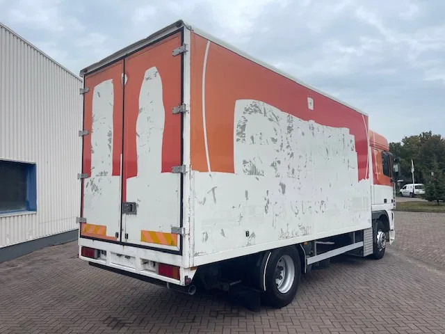 Camion fourgon DAF XF 95.380 Euro 2 Manual-Gear: photos 8 Camion fourgon DAF XF 95.380 Euro 2 Manual-Gear: photos 8