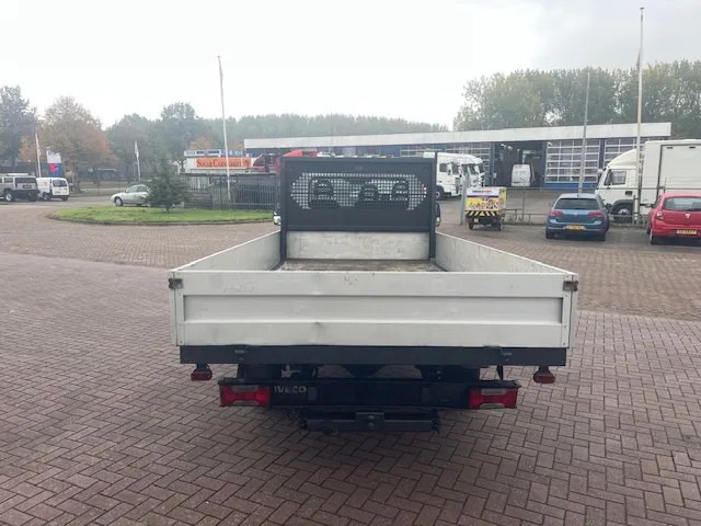 Iveco Daily 35S14 - Pick-up, Utilitaire double cabine: photos 4 Iveco Daily 35S14 - Pick-up, Utilitaire double cabine: photos 4