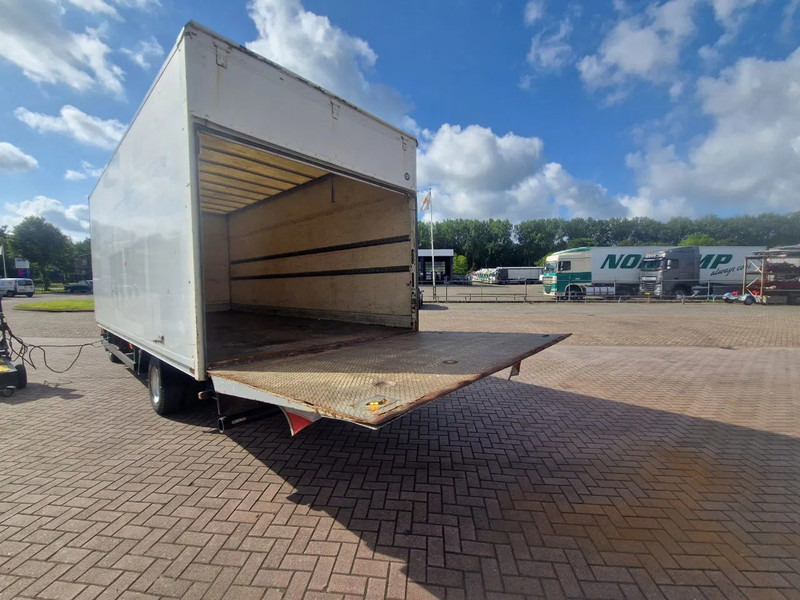 Iveco Eurocargo 75E15 6 Cilinder Engine 4x2 Full Springs Euro 2 engine - Camion fourgon: photos 5 Iveco Eurocargo 75E15 6 Cilinder Engine 4x2 Full Springs Euro 2 engine - Camion fourgon: photos 5