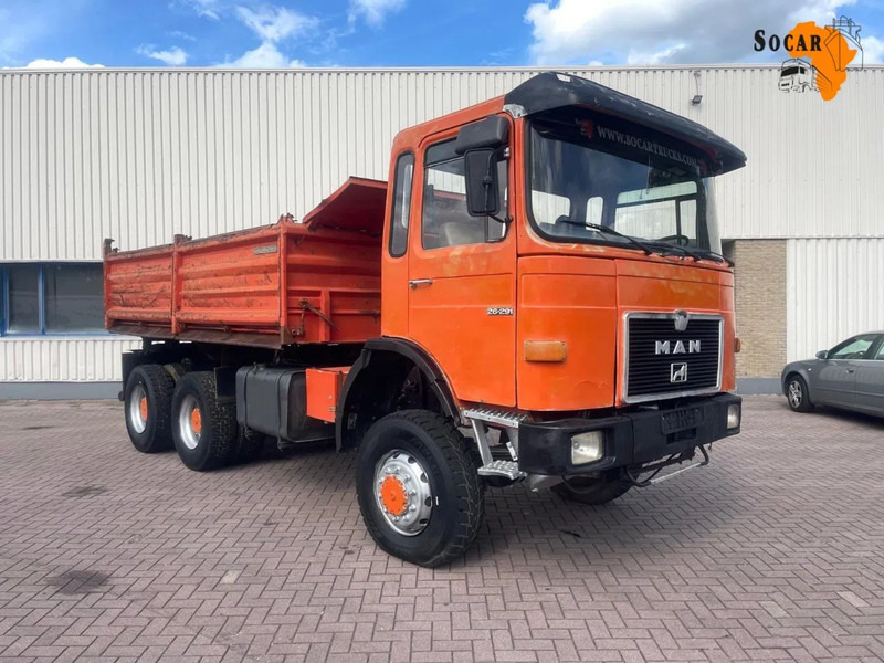 MAN 26.293 6x6 Full steel Kipper - Camion benne: photos 1 MAN 26.293 6x6 Full steel Kipper - Camion benne: photos 1