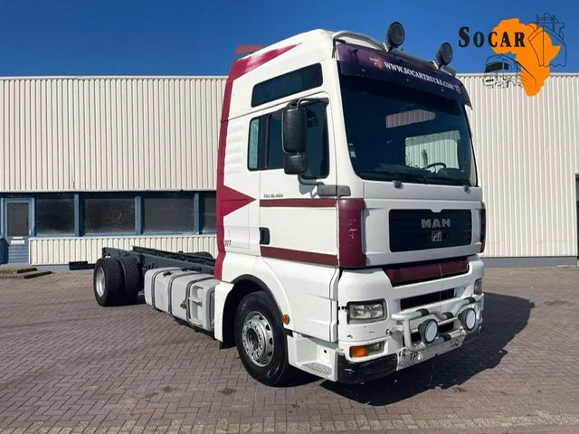 MAN TGA 18.460 Euro 3 Manual-gear Retarder - Châssis cabine: photos 1 MAN TGA 18.460 Euro 3 Manual-gear Retarder - Châssis cabine: photos 1