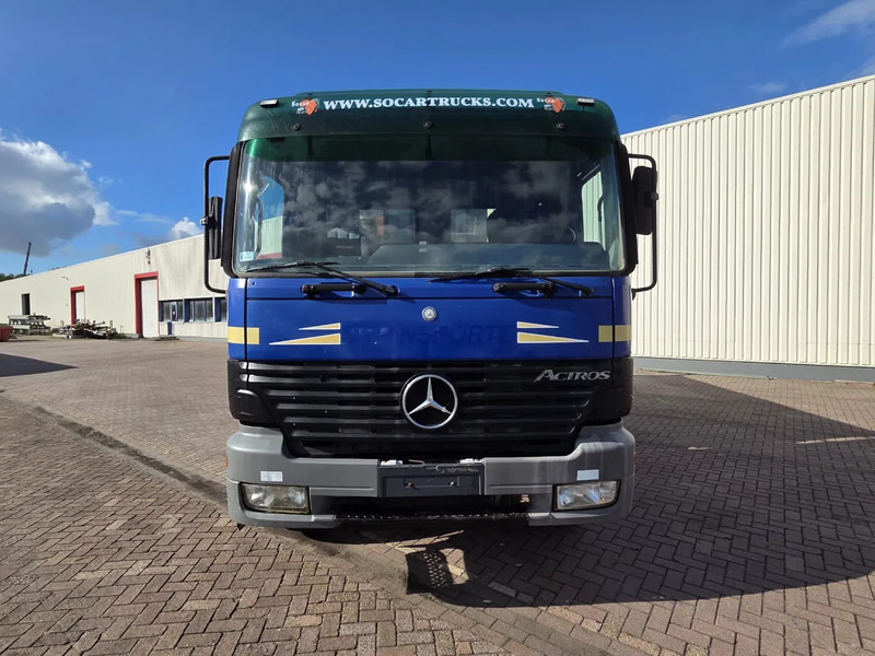 Mercedes-Benz Actros 4143 8X4 TIPPER (THREE PEDALS) - Camion benne: photos 5 Mercedes-Benz Actros 4143 8X4 TIPPER (THREE PEDALS) - Camion benne: photos 5