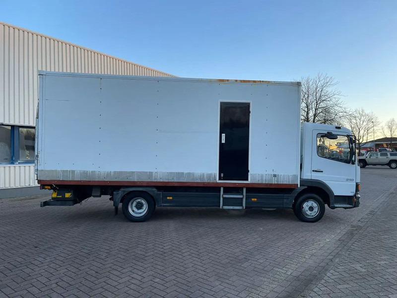 Mercedes-Benz Atego 818 EURO 3 Full Steel Manual Gear-box NL-Truck - Camion fourgon: photos 2 Mercedes-Benz Atego 818 EURO 3 Full Steel Manual Gear-box NL-Truck - Camion fourgon: photos 2