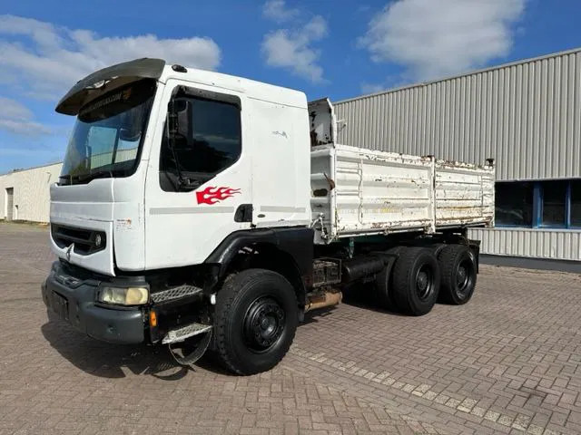 Renault Premium 400 6x4 !ONLY FOR PARTS! Engine start The truck don't drive! - Camion benne: photos 4 Renault Premium 400 6x4 !ONLY FOR PARTS! Engine start The truck don't drive! - Camion benne: photos 4