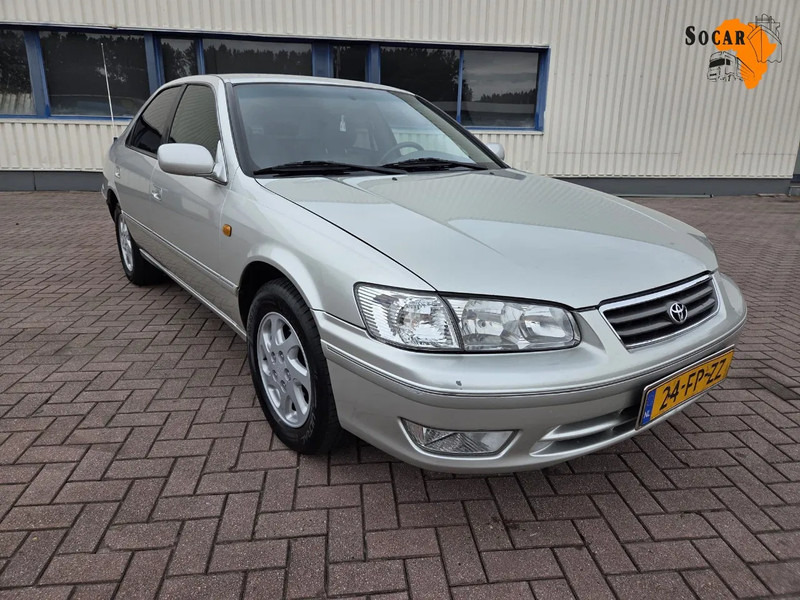 Toyota Camry 3.0 // V6 // 24v // Automaat // leather Seats - Berline: photos 1 Toyota Camry 3.0 // V6 // 24v // Automaat // leather Seats - Berline: photos 1