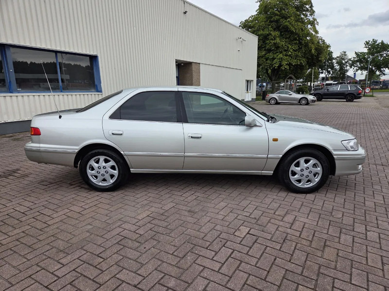 Toyota Camry 3.0 // V6 // 24v // Automaat // leather Seats - Berline: photos 2 Toyota Camry 3.0 // V6 // 24v // Automaat // leather Seats - Berline: photos 2
