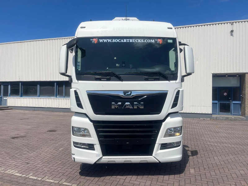 MAN TGX 18.460 Euro 6 Retarder 2x Tanks - Tracteur routier: photos 2 MAN TGX 18.460 Euro 6 Retarder 2x Tanks - Tracteur routier: photos 2