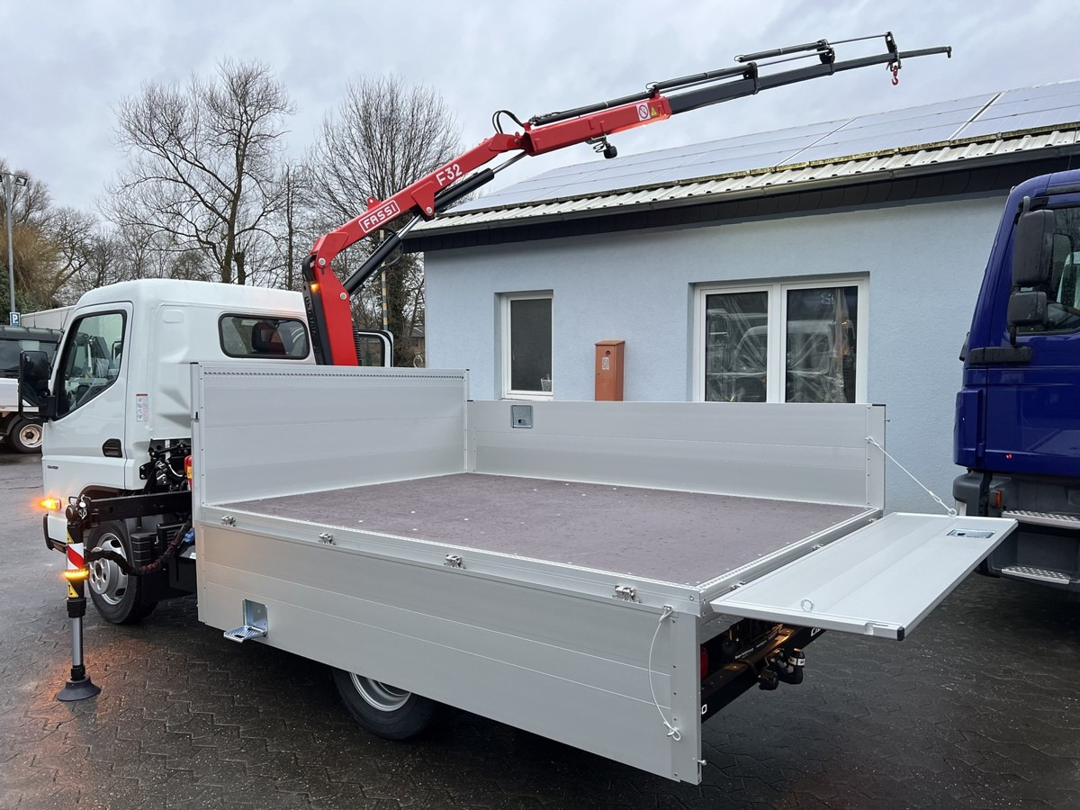 FUSO 3S15 Alu Pritsche 2.80m Ladekran Funk! sofort ve - Camion plateau, Camion grue: photos 1 FUSO 3S15 Alu Pritsche 2.80m Ladekran Funk! sofort ve - Camion plateau, Camion grue: photos 1