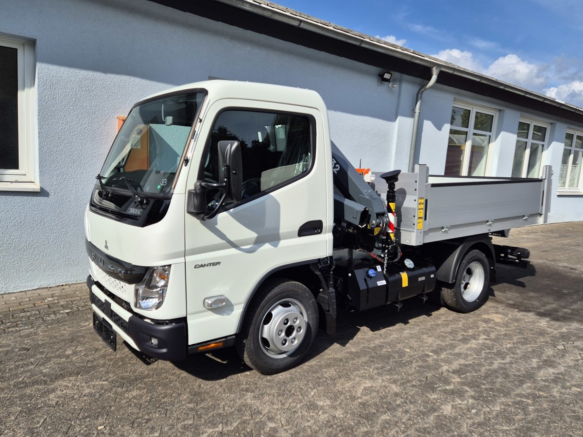 FUSO 3S15 Kipper mit Ladekran Funk 3x hydr. Kran - Véhicule utilitaire benne: photos 4 FUSO 3S15 Kipper mit Ladekran Funk 3x hydr. Kran - Véhicule utilitaire benne: photos 4