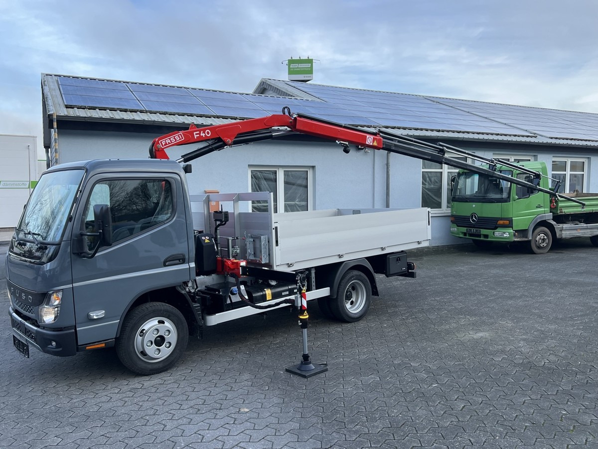FUSO 6S15 Pritsche 3.0m Kran 4xhydr. Funk! - Fourgon plateau: photos 2 FUSO 6S15 Pritsche 3.0m Kran 4xhydr. Funk! - Fourgon plateau: photos 2
