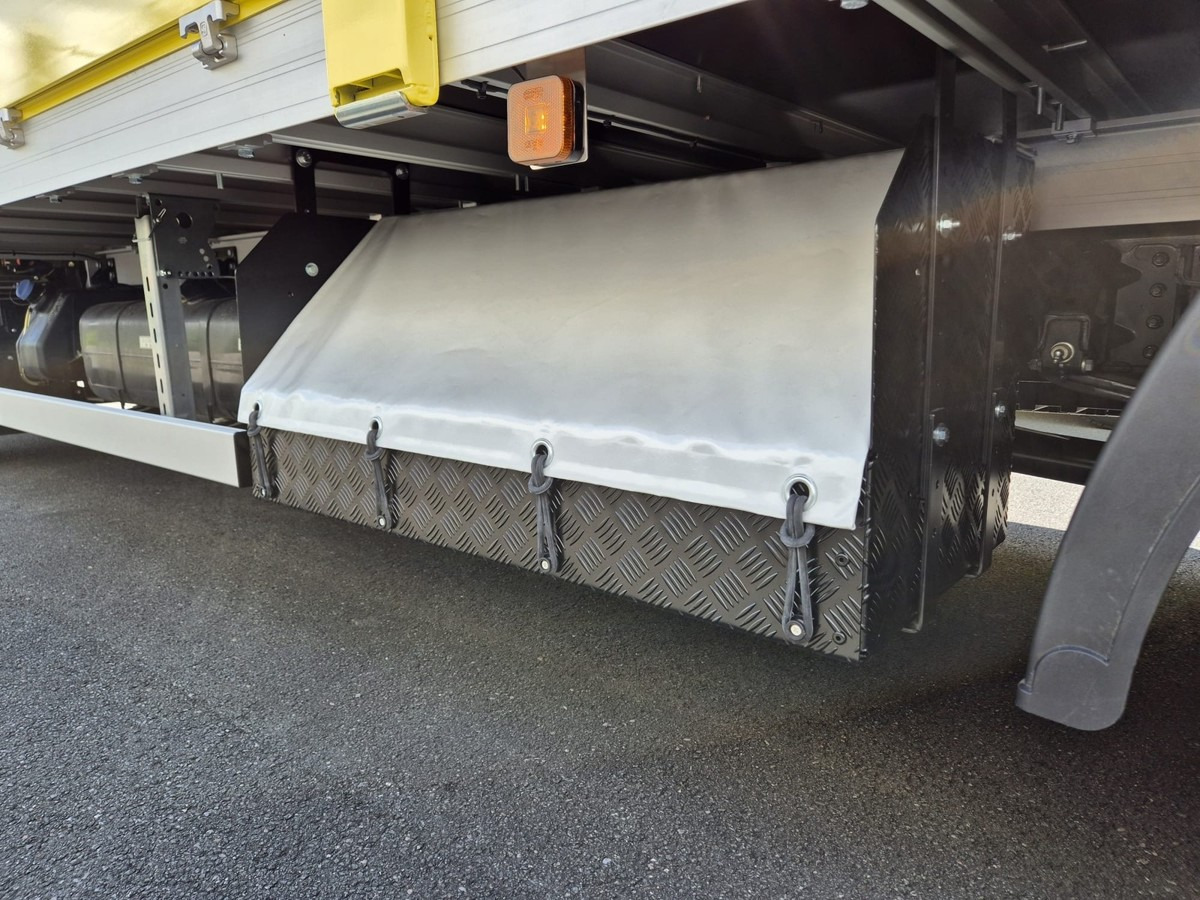 Crédit-bail FUSO FUSO 9C18 Alu Pritsche 6.1m Mod.25 GSR NL4.0T! FUSO FUSO 9C18 Alu Pritsche 6.1m Mod.25 GSR NL4.0T!: photos 14 Crédit-bail FUSO FUSO 9C18 Alu Pritsche 6.1m Mod.25 GSR NL4.0T! FUSO FUSO 9C18 Alu Pritsche 6.1m Mod.25 GSR NL4.0T!: photos 14