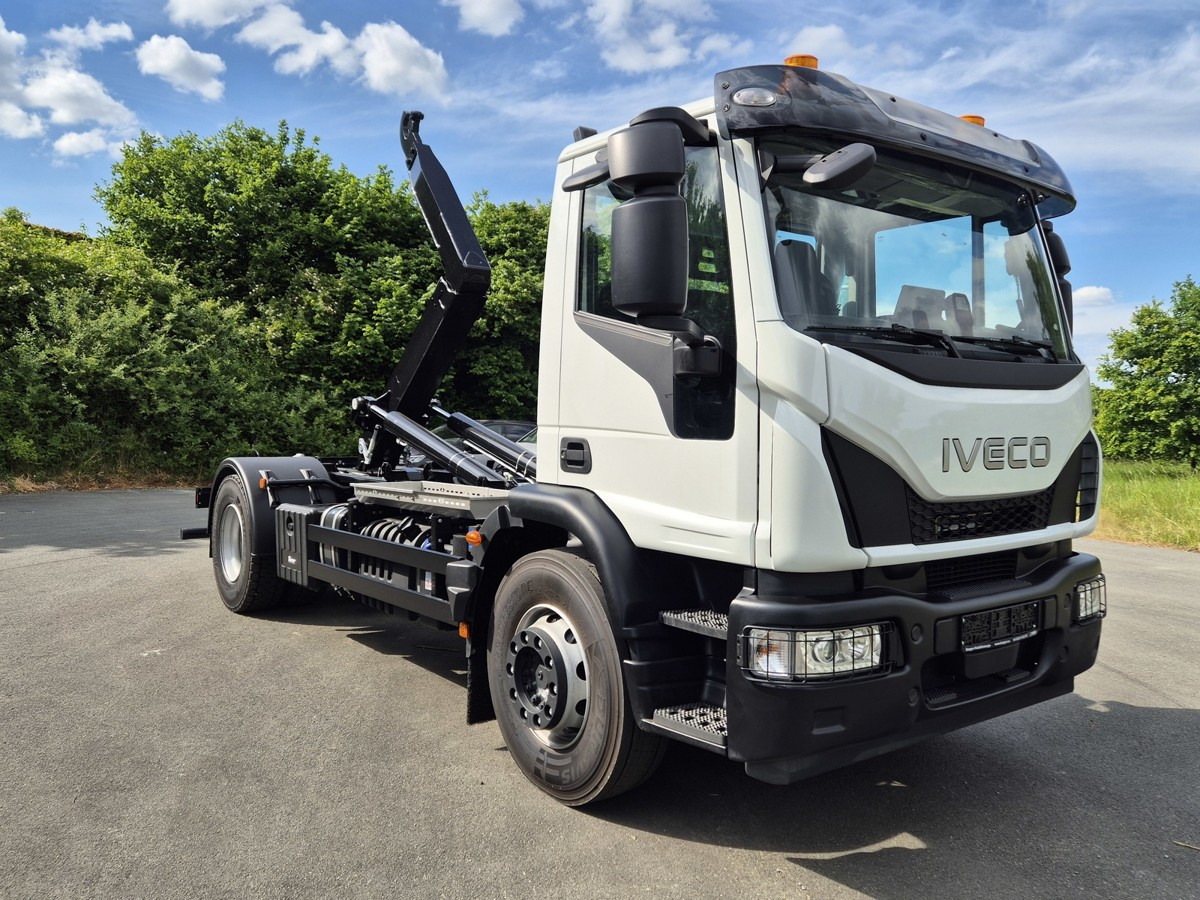 IVECO Euro Cargo 180E32 4x2 Abrollkipper Teleskoparm - Camion ampliroll: photos 2 IVECO Euro Cargo 180E32 4x2 Abrollkipper Teleskoparm - Camion ampliroll: photos 2