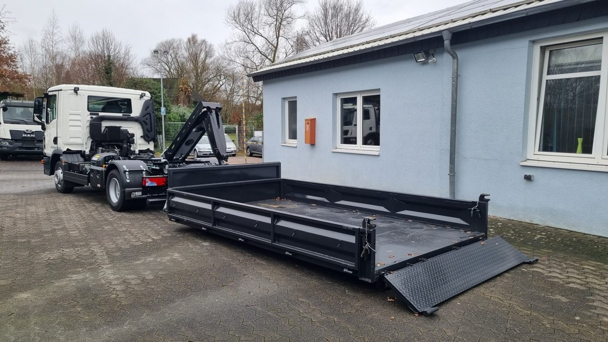 MAN TGL 12.220 BL NEU City Abrollkipper 8t TipMatic - Camion ampliroll: photos 2 MAN TGL 12.220 BL NEU City Abrollkipper 8t TipMatic - Camion ampliroll: photos 2