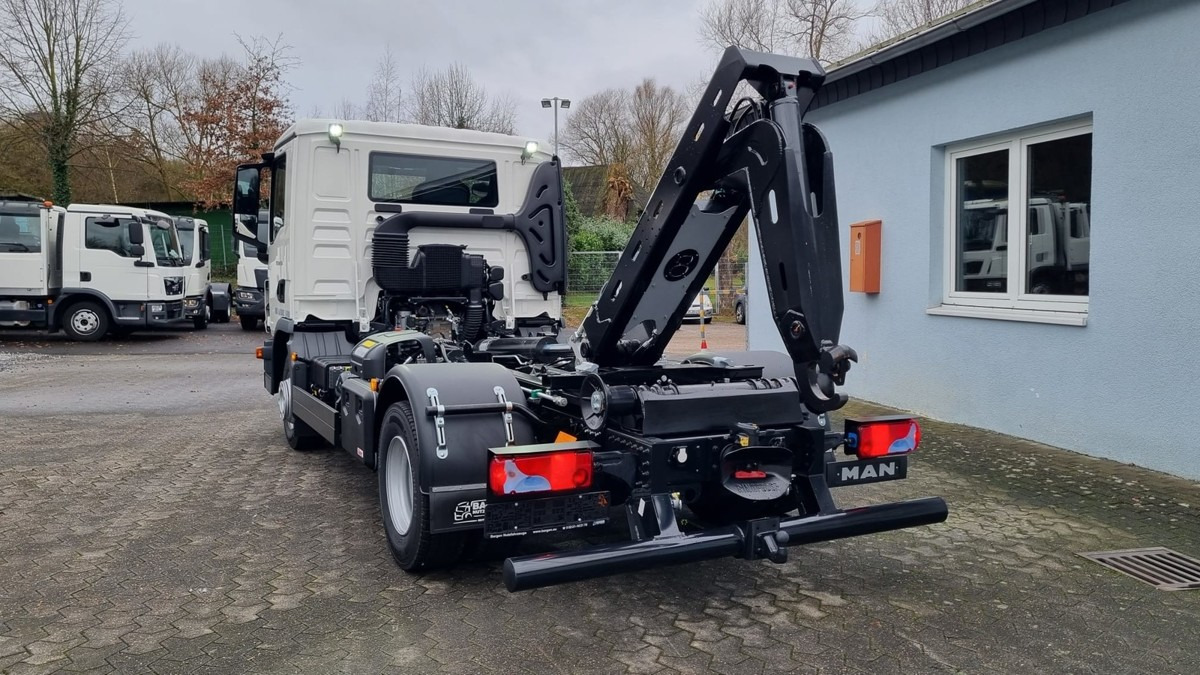Crédit-bail MAN TGL 12.250 BL NEU City Abrollkipper PowerMatic MAN TGL 12.250 BL NEU City Abrollkipper PowerMatic: photos 17